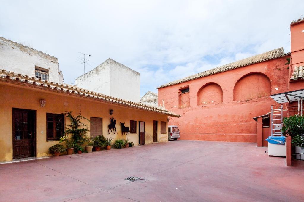 Hostal El Caballo Blanco Osuna Exterior photo